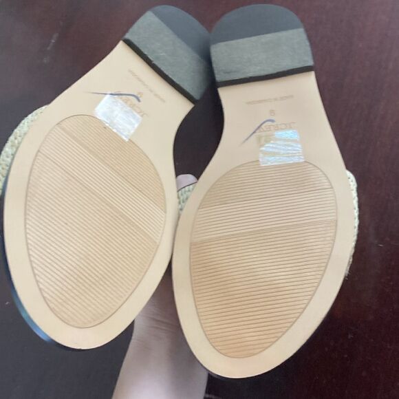 J.Crew Georgina woven faux-raffia sandals with pearls - Picture 5 of 5